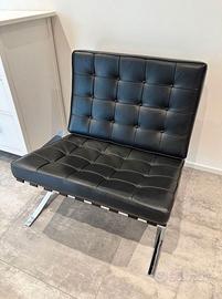 BARCELLONA in pelle nera by KNOLL STUDIO