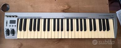 Acorn Masterkey 49 - controller MIDI