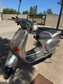 Vespa Et4 125
