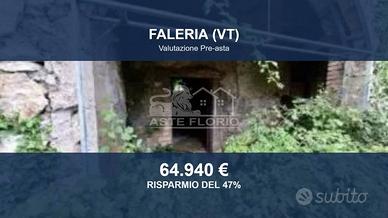 Immobile in asta di 599 m² con più di 5 locali a F