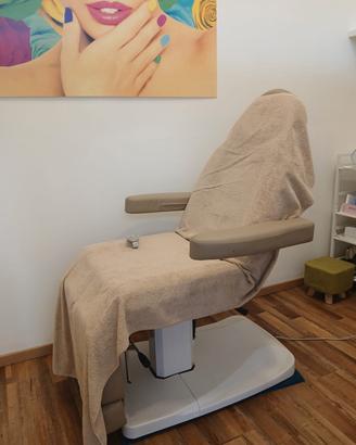 Poltrona elettrica per centri bellezza e spa