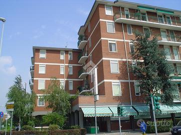 MULTILOCALE A SETTIMO MILANESE