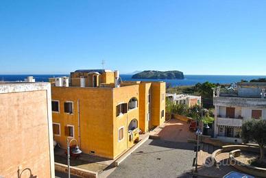 Appartamento di 120 m² con 5 locali a Ventotene