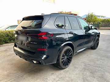 Bmw X5 xDrive30d 48V 285CV Msport - 2025 Incidenta