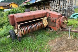 Pressa imballatrice ballette