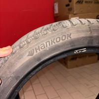 Gomme Hankook 255/40 R18 usate