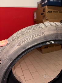 Gomme Hankook 255/40 R18 usate