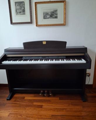 Piano digitale Clavinova Yamaha CLP-240