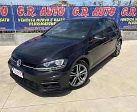 VOLKSWAGEN Golf 1.6 TDI R-LINE