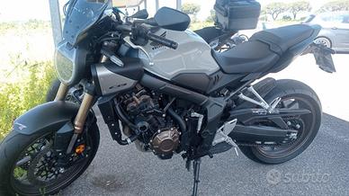 Honda CB 650 r ecluch