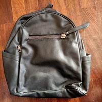 Zaino elegante in finta pelle