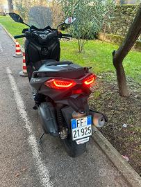 Yamaha xmax