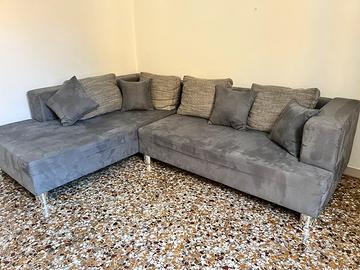 Divano angolare effetto scamosciato