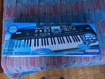 tastiera elettronica 61 tasti 