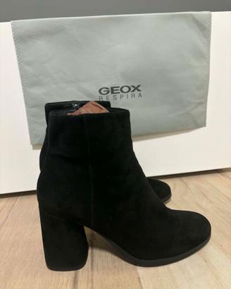 STIVALETTO GEOX IN CAMOSCIO N.37  NERO SCAMOSCIATO
