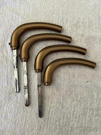 Maniglie per porte bronzate