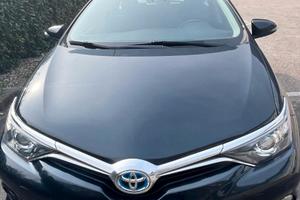 TOYOTA AURIS Hybrid