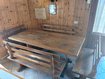 tavolo e panche