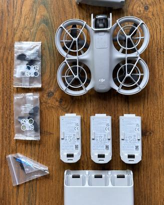 Drone DJI Neo + borsa e accessori