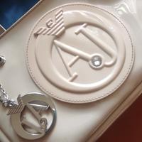 Borsa originale Armani Jeans in vernice panna