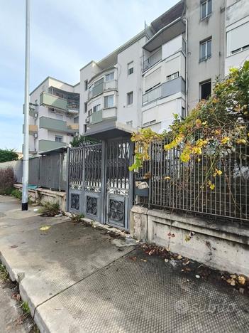 Motel Agip/Giotto in viale regione siciliana 50 MQ