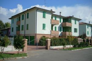 3 LOCALI A CADELBOSCO DI SOPRA