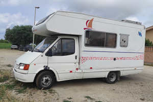 Camper CI Ford Transit 2.5 Diesel - 5000