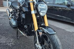 BMW R1200R