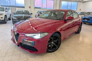 Alfa Romeo Giulia 2.2 Turbodiesel 210 CV AT8 AWD Q
