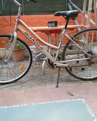 BICICLETTA Wander made in Italy (Parma)  ruote 26.