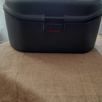 Beauty case rigido colore grigio marca Samsonite