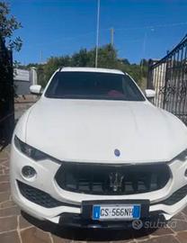 MASERATI LEVANTE 3.0d COME NUOVA