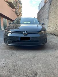Golf 8 variant 2000 115cv
