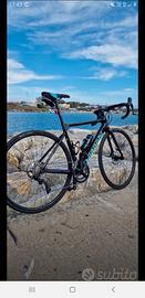 Bici da corsa bianchi sprint ultegra disc 2022