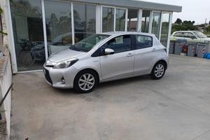 Toyota Yaris 1.5 Hybrid Lounge – 2014 – Automatica