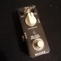 distorsione mooer black secret 