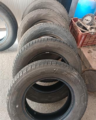 gomme 195/75/16c