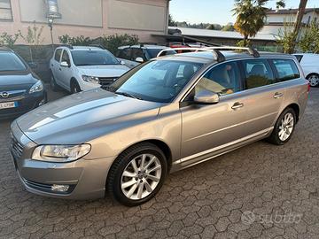 Volvo V70 D4 Geartronic Momentum*EURO6*PELLE