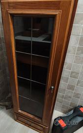 vetrina in legno massello 