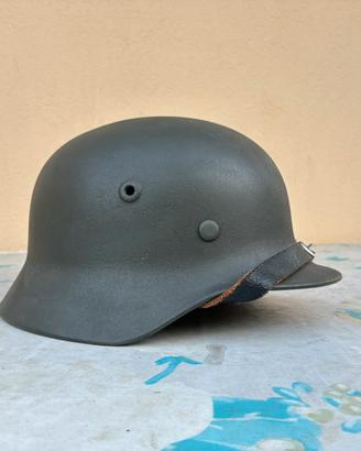 Elmetto tedesco M40 originale restaurato