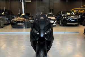 Yamaha TMAX 560