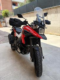 SUZUKI V-STROM 1050