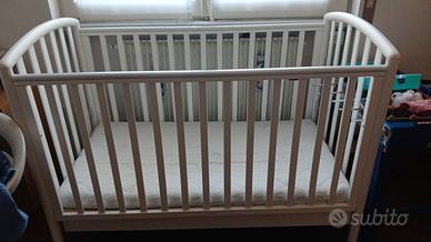 Lettino con materasso incluso