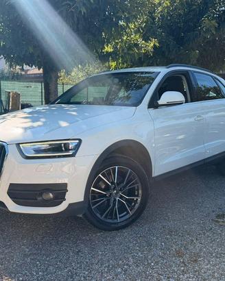 AUDI - Q3 - 2.0 TDI 140 CV Advanced Plus