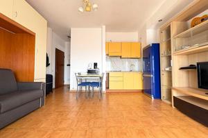 MONOLOCALE A LEGNANO