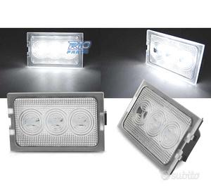 LUCI TARGA A LED PER LAND ROVER DISCOVERY 3 05-09