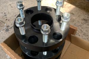 2 Coppie distanziali 3cm per Dodge Ram 1500 DT