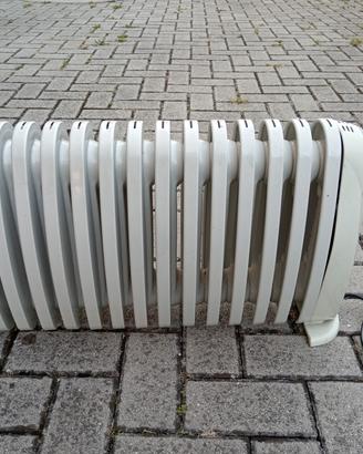 Termo elettrico a olio Delonghi 