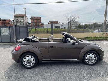 Volkswagen Maggiolino Cabrio 1.6 TDi Beetle