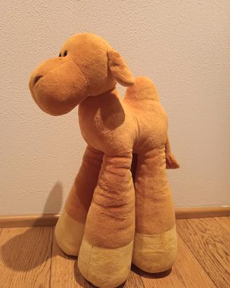 Dromedario di peluche 